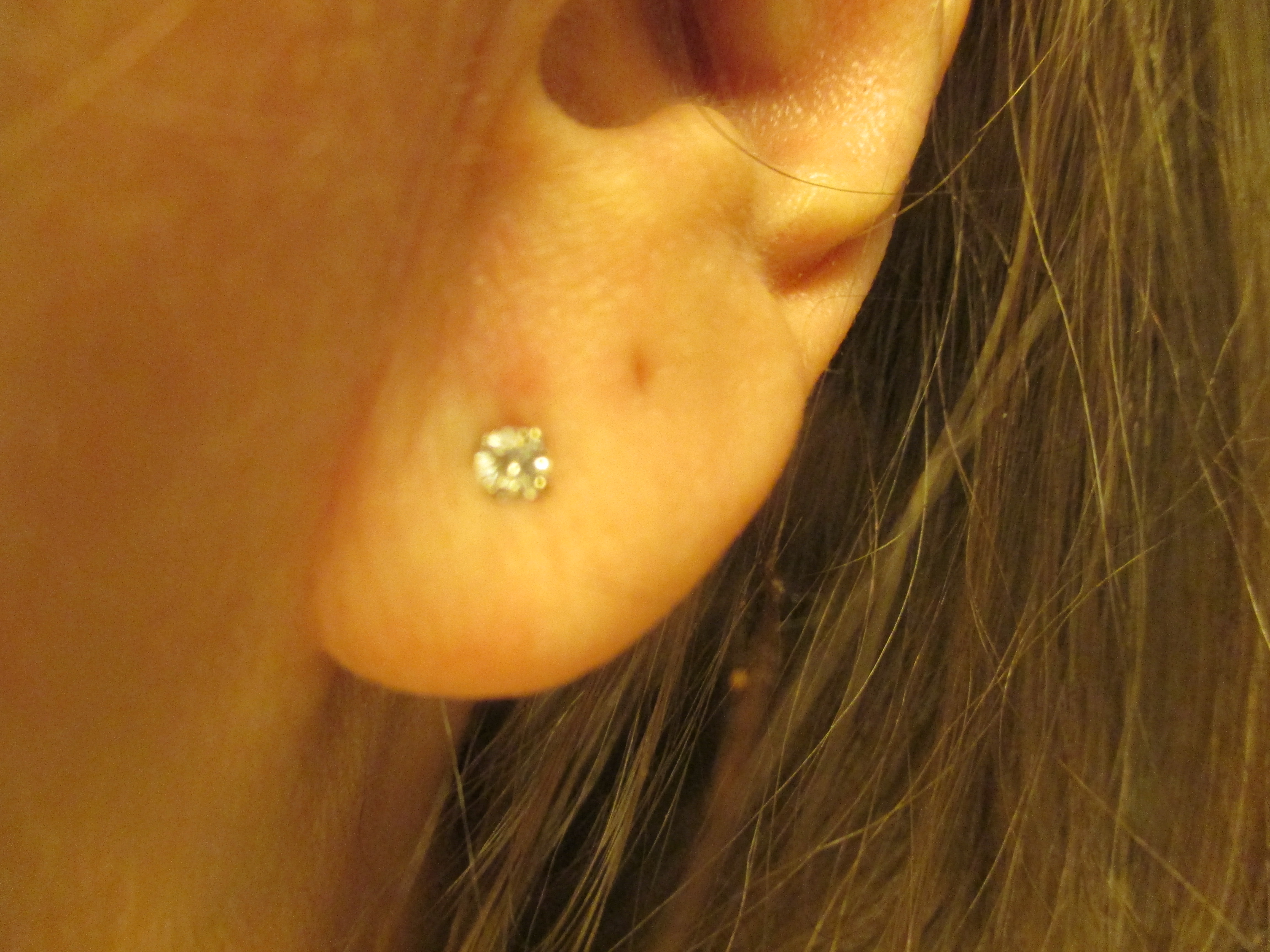 xxM1271M Moissanite earrings